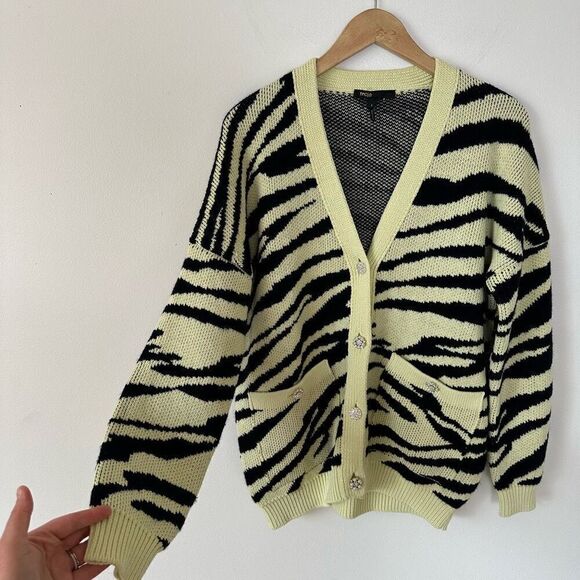 Maje Women’s Pale Yellow Zebra Printed Oversized Slouchy Glitzy Button Cardigan - Picture 7 of 16